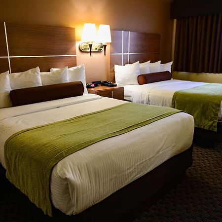 Best Western Plus Shamrock Inn & Suites Εξωτερικό φωτογραφία