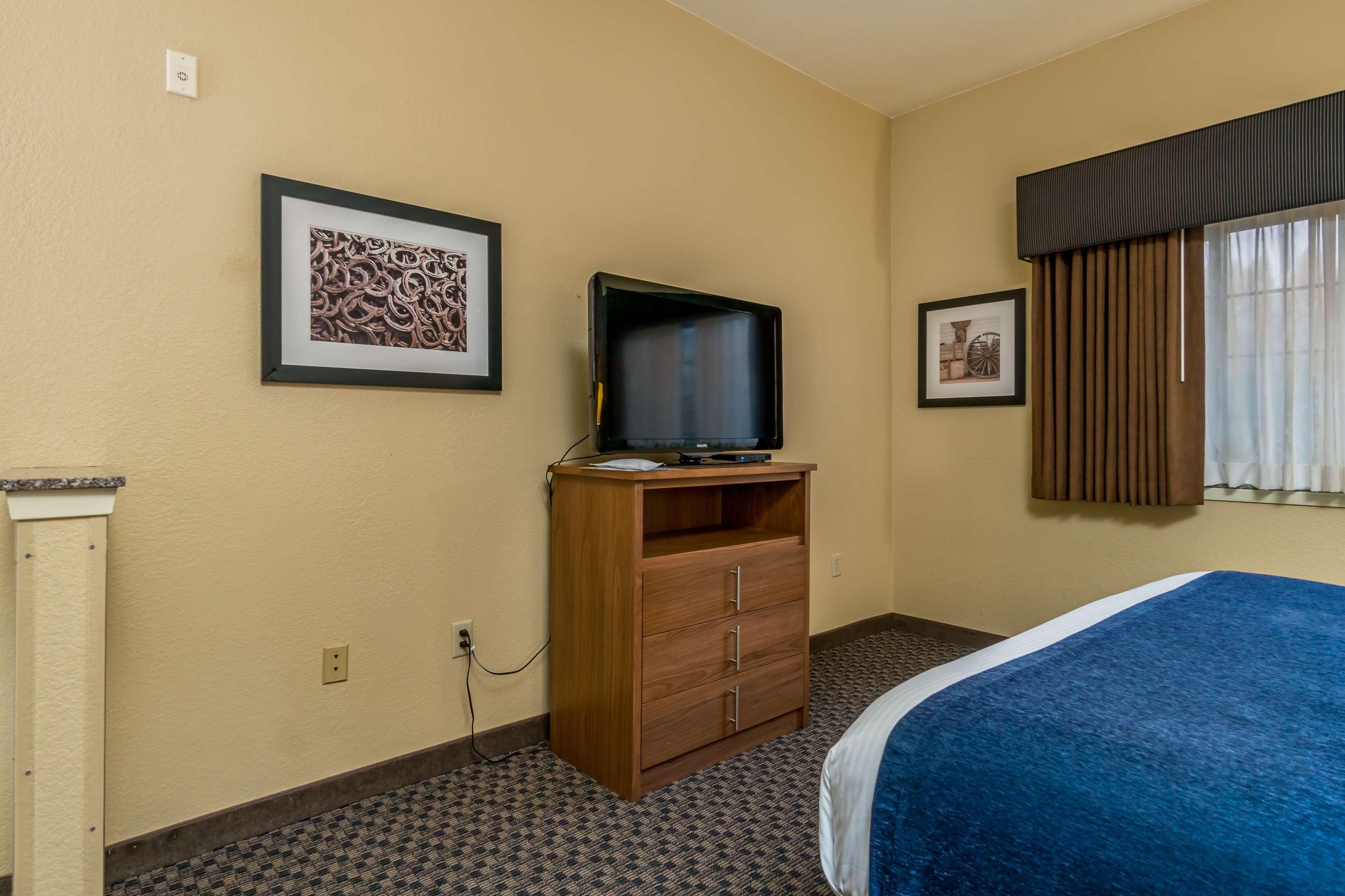 Best Western Plus Shamrock Inn & Suites Εξωτερικό φωτογραφία