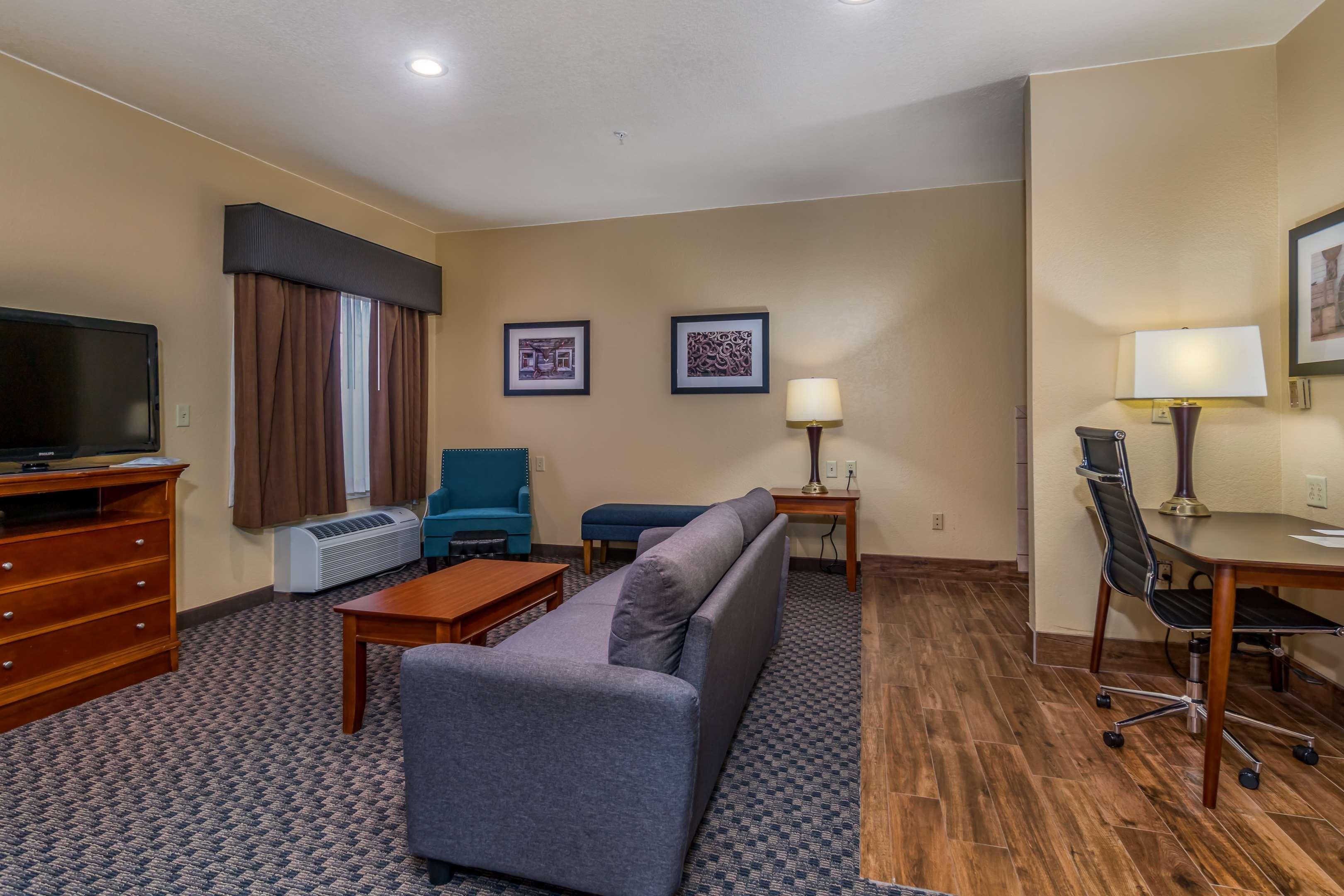 Best Western Plus Shamrock Inn & Suites Εξωτερικό φωτογραφία