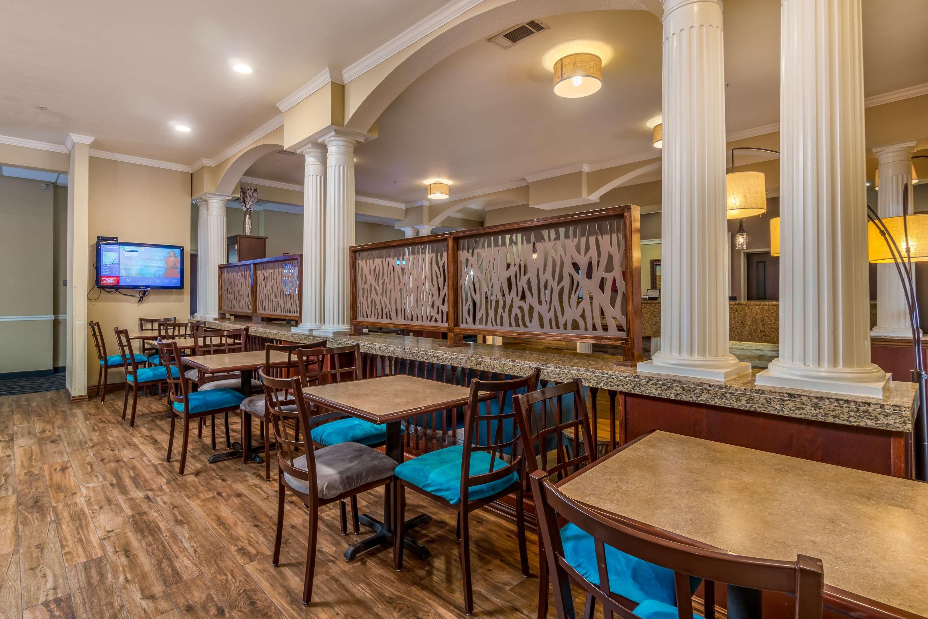 Best Western Plus Shamrock Inn & Suites Εξωτερικό φωτογραφία