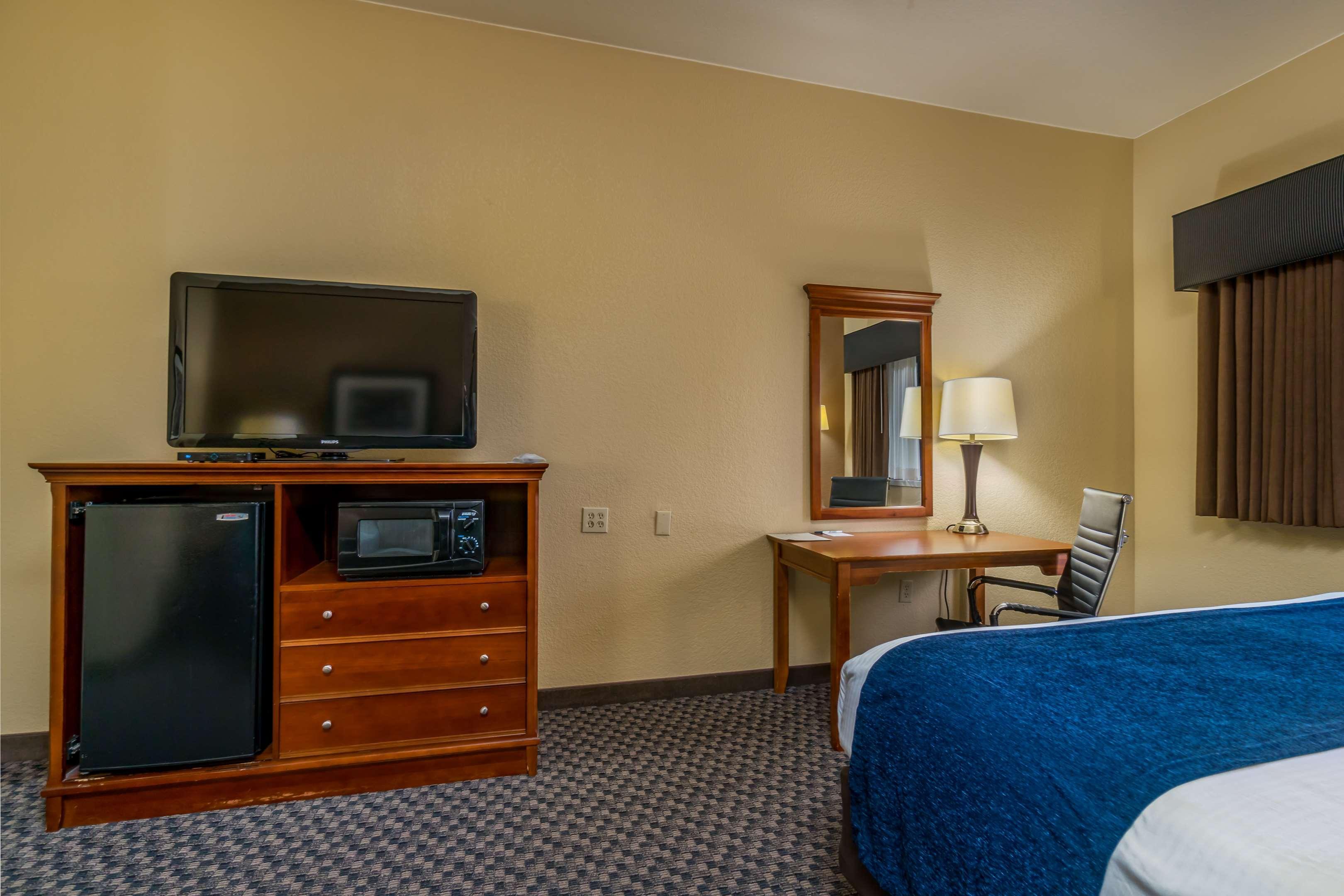 Best Western Plus Shamrock Inn & Suites Εξωτερικό φωτογραφία